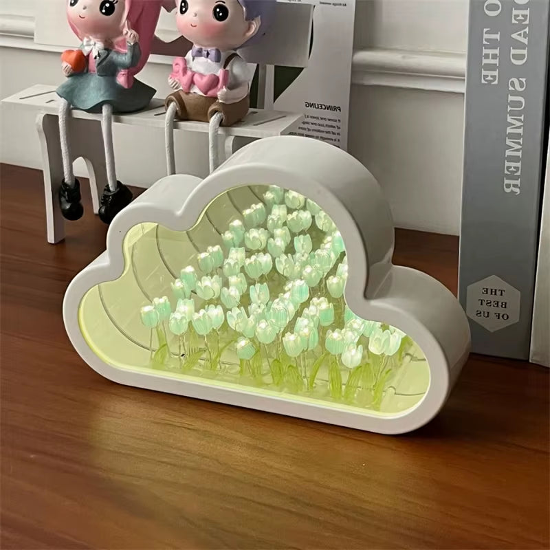 Lámpara Nube Tulipanes Infinitos