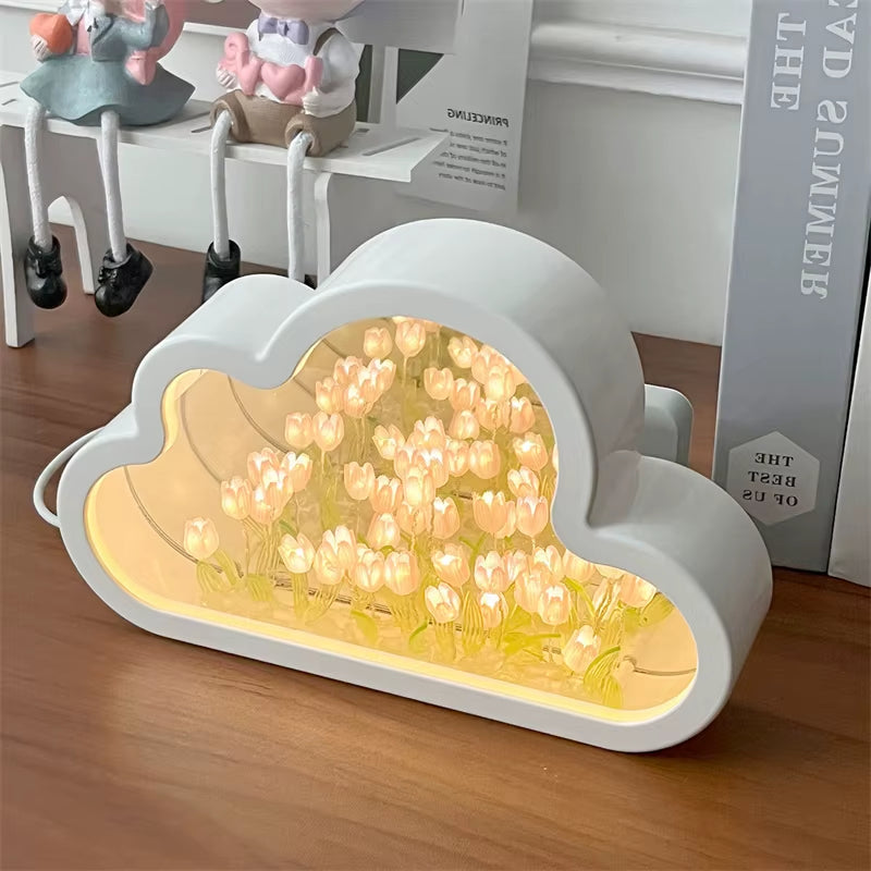 Lámpara Nube Tulipanes Infinitos