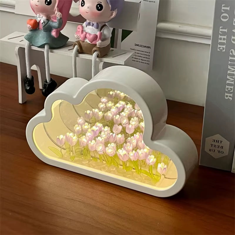 Lámpara Nube Tulipanes Infinitos